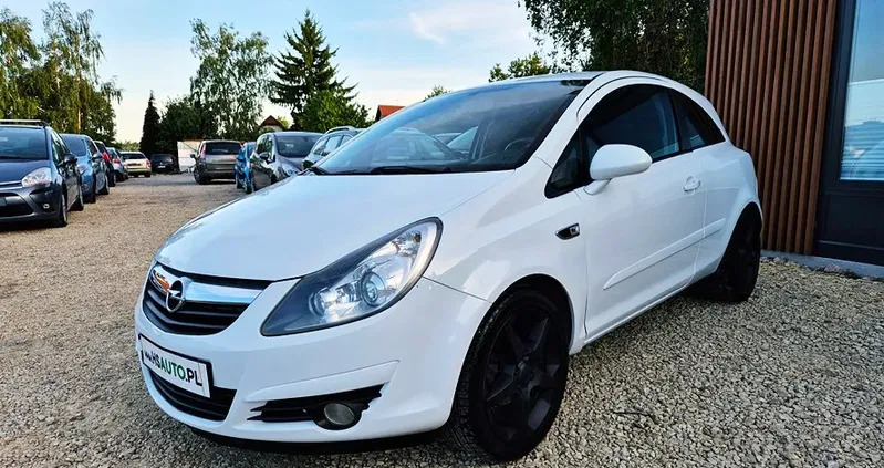 dolnośląskie Opel Corsa cena 9999 przebieg: 214000, rok produkcji 2008 z Knyszyn